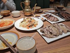 -贯贯吉·清真餐厅(浙江中路店)