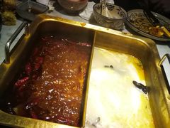 -尚尚仙·酸汤猪手·猪肚鸡火锅(华联万柳购物中心店)