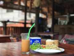 -乌托邦酒吧和餐厅