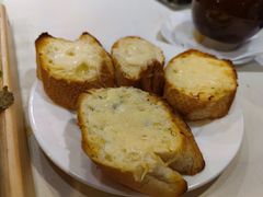 奶蒜白包-老井俄式餐厅