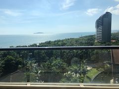 -三亚湾海居铂尔曼度假酒店