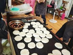 自助取餐区-老西关黄老太牛肉烧饼
