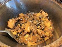 -山河屯铁锅炖·非遗东北菜(南山店)
