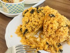咸蛋黄海苔肉松可颂-屋裡·Union Bakery(龙江路店)