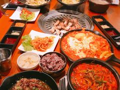 -老炉家木炭烤肉(长江国际店)
