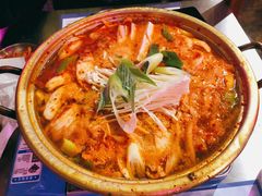 泡菜猪肉锅-首尔大排档