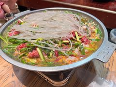 牛肉八带蟹棒鱼饼综合锅-京玉菲饭店(李村店)