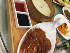片皮鸭-江南村酒家
