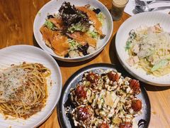 草莓忌廉华夫饼-BE BRIGHT KITCHEN(正佳广场店)