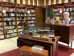-诚品(信义店)