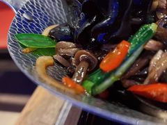 干锅鹿茸菌-老板恋上鱼(恒隆广场店)