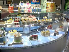 面包甜点陈列柜-巴莉甜甜(马鞍山路店)