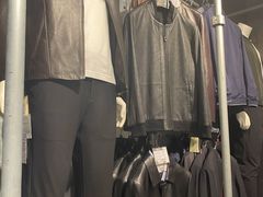 -上品折扣(回龙观店)