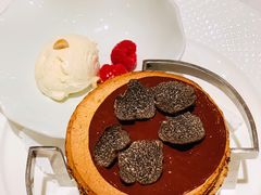 黑松露巧克力舒芙蕾-福楼法餐厅FLO