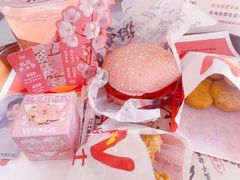 -华莱士·全鸡汉堡(财经学院店)