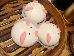 奶黄猪仔包-稻香酒家·34年老字号·港式粤菜(汉街店)