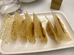 -品海楼·大连海胆锅贴馆(东港店)