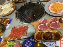 -金会长自助海鲜·烤肉(人民广场店)