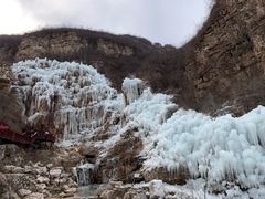 -大平台龙居瀑布旅游区