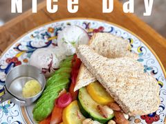 三文鱼班尼迪克-Alimentari早午餐(安福路店)