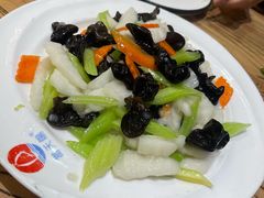 -小船渔村·大连菜(明泽街店)