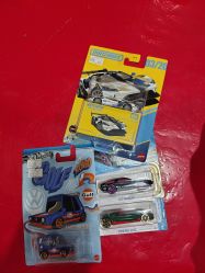 -逝水玩具折扣店