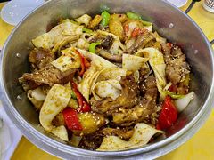 -炕锅羊肉土火锅面片大王