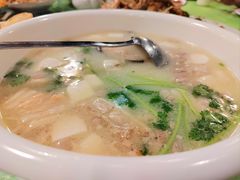 豆腐鱼骨汤-盛港湾海鲜食府(黄沙店)