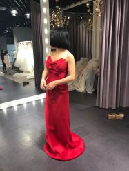 -Lady  Jane高端婚纱礼服馆