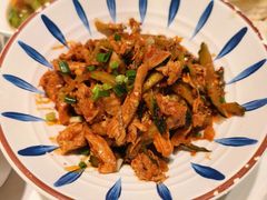 -黄记煌三汁焖锅(新佳丽江汉路店)