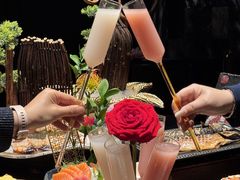 -蟹犇前•帝王蟹雪蟹(陆家嘴店)