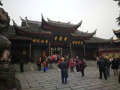 -峨眉山报国寺
