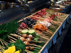 -雍容荟帝王蟹活龙虾展台自助(IFS黑金店)