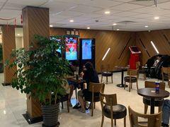 -大光明丽星VIP影城(昌里路杜比全景声店)