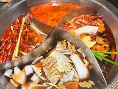 -廖掌柜·重庆鲜货火锅(上海首店)