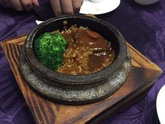 鲍鱼拌饭-河畔春天时尚餐厅