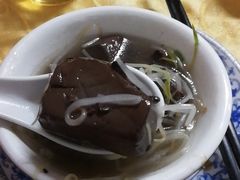 胡椒猪红汤-长坦新鲜猪什夜宵广场