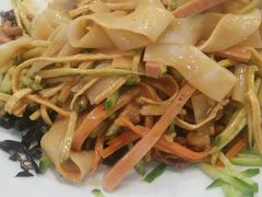 肉丝大凉皮-双合园·海鲜水饺青岛菜(万佳广场店)