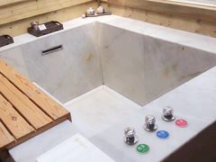 -张家港金凤凰度假村温泉
