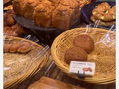 -巴黎贝甜(大宁国际商业广场店)