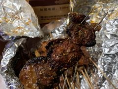 -鱼窝棚柴火铁锅炖(富山屯店)