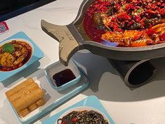 -江边城外烤全鱼(世茂广场店)