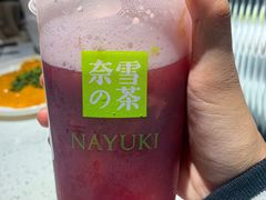 -奈雪的茶(M+世纪都会广场店)