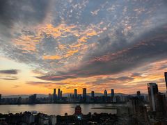 -东方豪景花园酒店·怡景旋转餐厅