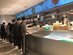 -老乡鸡(上海白玉兰广场店)
