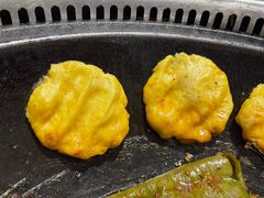 -靠山屯东北铁锅炖(东北菜，古美西路店)