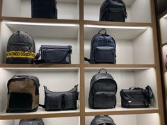-COACH蔻驰(百联奥特莱斯店)