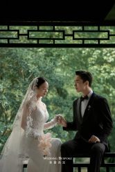 -喜爱高定婚纱摄影