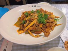 -拿渡·水煮鱼麻辣香锅(王府井奥莱·香江小镇店)