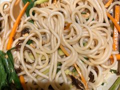 鸡丝凉米线-云海肴·汽锅鸡·云南菜(天山百盛优客店)